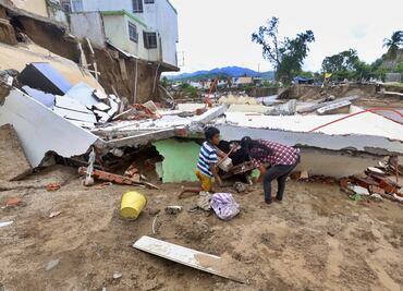 FOTOS: En horas pierde su patrimonio tras el paso del Huracán John
