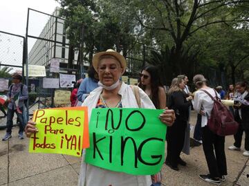 Protestan en CDMX por redadas y uso de fuerza militar contra migrantes en Los Ángeles; “Trump respeta a los mexicanos”, reclaman