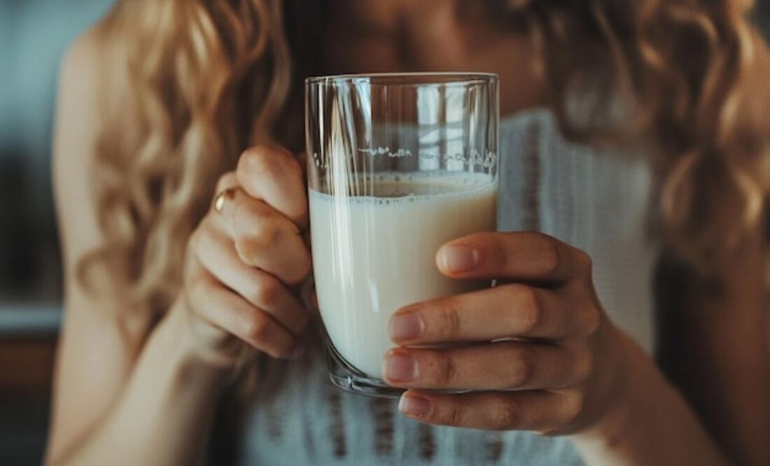Harvard revela un poderoso secreto sobre la leche de vaca y sus alternativas. Fuente: Freepik.