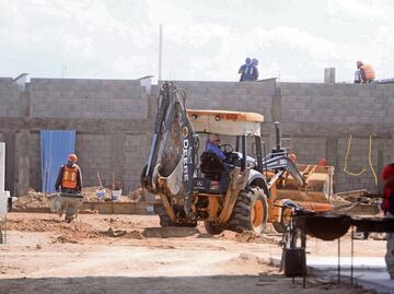 Mejora confianza de constructores y comerciantes en marzo