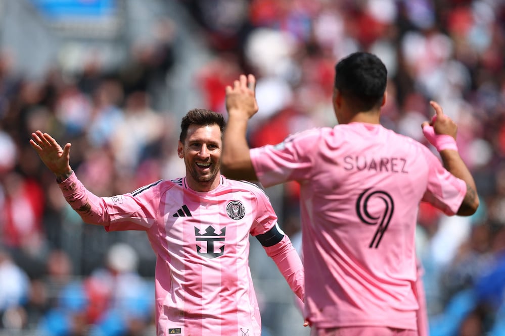 Luis Suárez y Lionel Messi en partido con el Inter Miami de la MLS - Foto: AFP