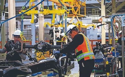 Aranceles a países asiáticos podrían reforzar el financiamiento automotriz y la producción local, aseguran expertos