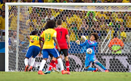 Selección Mexicana: Estos son los mejores momentos de Memo Ochoa en Mundiales