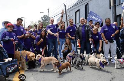 Realizan caminata perruna en la alcaldía Cuajimalpa
