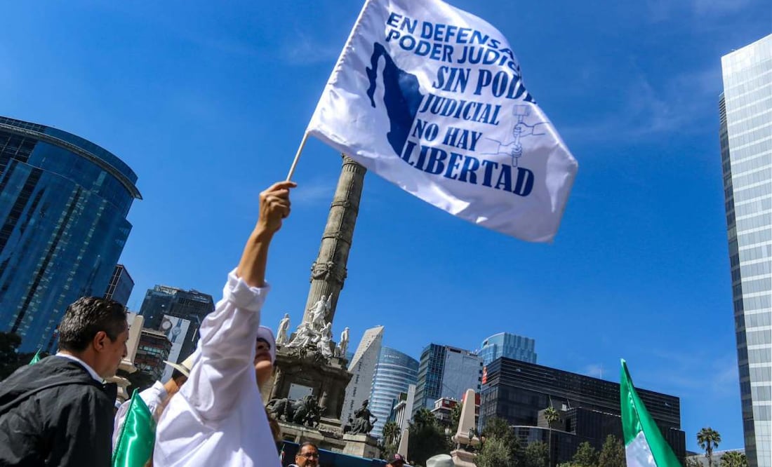 El catedrático de Filosofía del Derecho en la Universidad de Alicante, España, aseveró que sin independencia judicial no es posible la separación de Poderes, y que la reforma judicial "acaba con la independencia judicial en México". Foto: Luis Camacho|EL UNIVERSAL