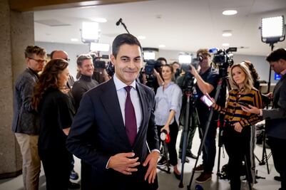 Candidato centrista de Países Bajos reivindica la victoria en comicios legislativos; vence a la extrema derecha