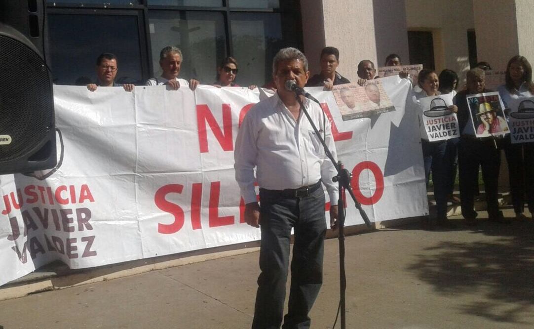 Ismael Bojórquez, director del Semanario Río Doce exigió esclarecer caso de Javier Valdez. (FOTO: Javier Cabrera. EL UNIVERSAL)