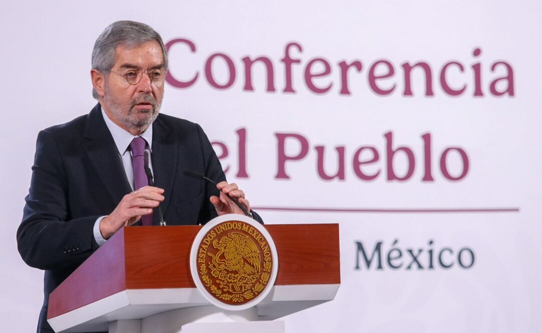 El canciller enfatizó que se han reforzado los servicios de los consulados ante llegada de Trump. Foto: Axel Sánchez / EL UNIVERSAL