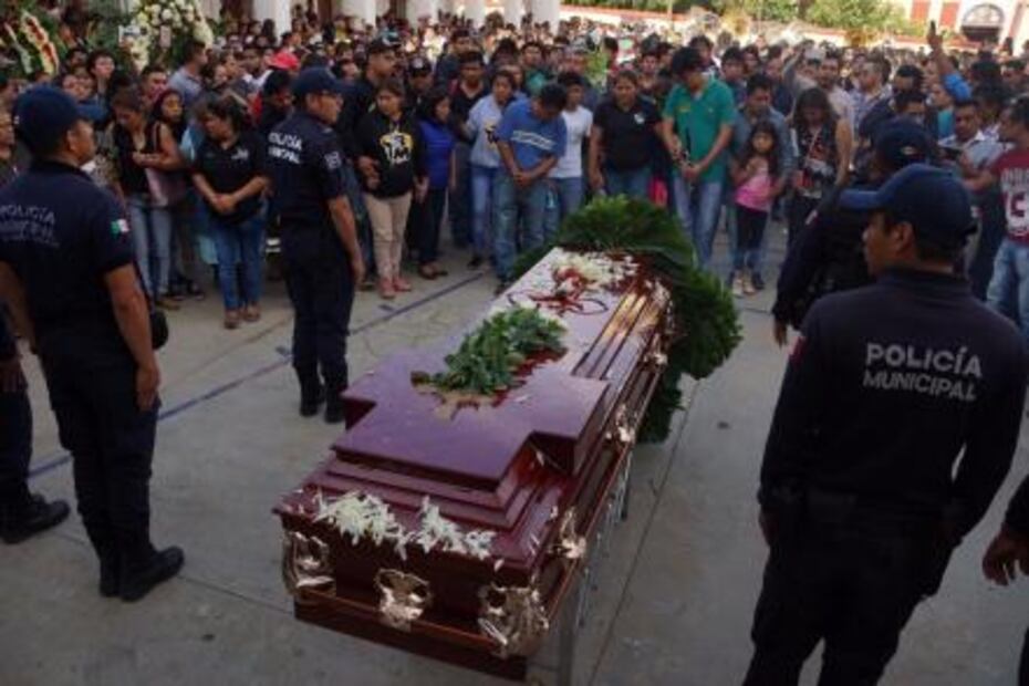 Dan último adiós a líder de la banda “Tierra Mojada”