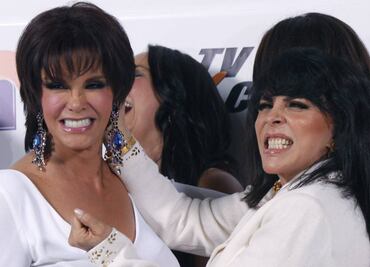 Logran juntar a Lucía Méndez y Verónica Castro en obra de teatro