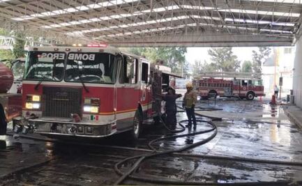 Sofocan incendio en fábrica de plásticos y unicel en Ecatepec, no se reportan lesionados