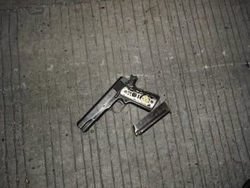 Pasajeros desarman a presuntos asaltantes en la autopista México-Querétaro