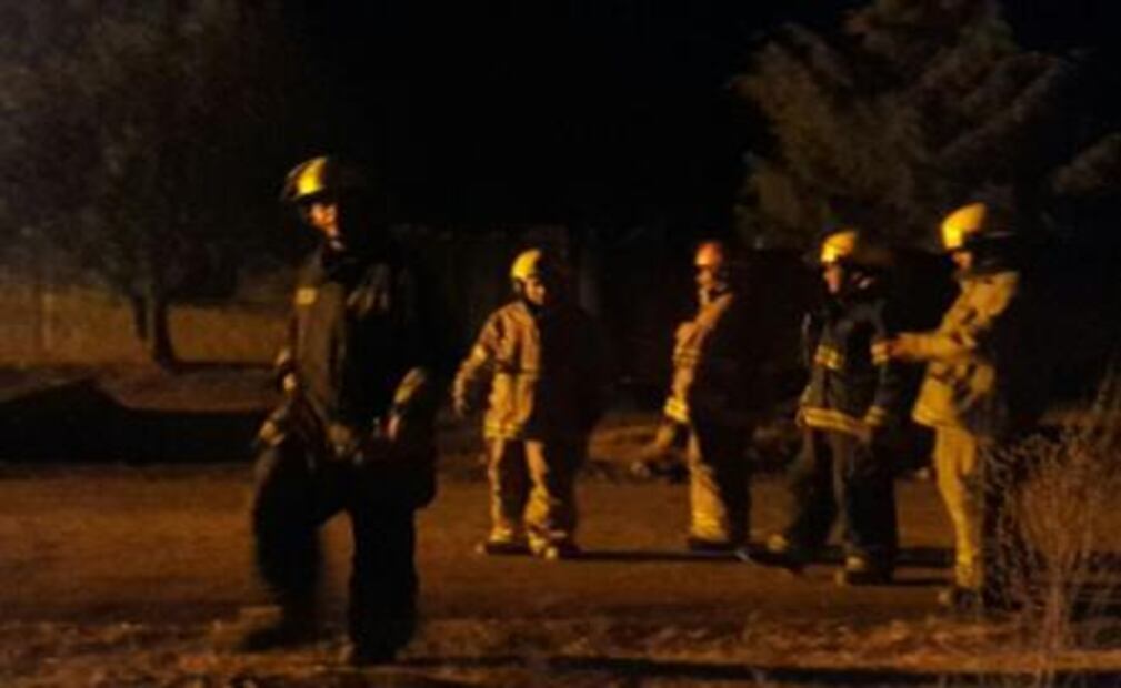 Laboran bomberos en explosión de ducto de Pemex en Hidalgo