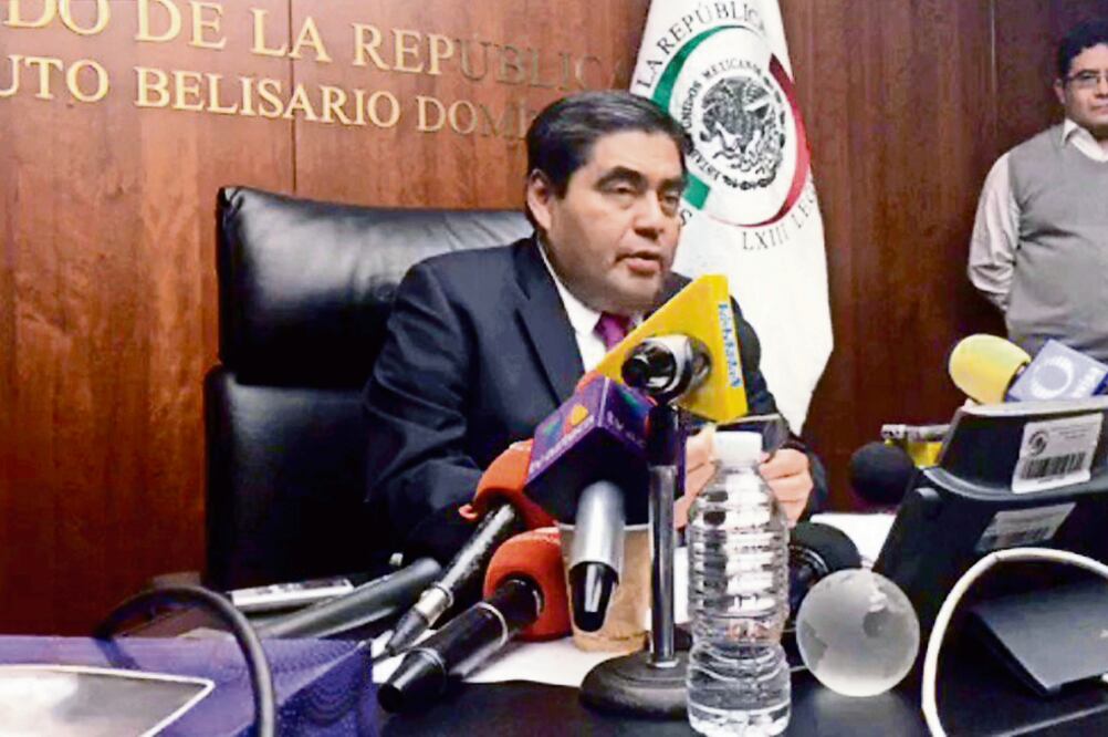 El coordinador de la bancada del PRD en el Senado, Miguel Barbosa, dijo que no se retracta del apoyo expresado a favor de Andrés Manuel López Obrador para las elecciones de 2018 (TOMADA DE TWITTER)