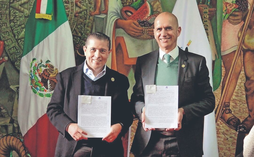 Este convenio permitirá mejorar la vigilancia, dijo el edil de Coyoacán (izq.). Foto Especial