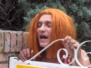 Captan al hijo de Camilo Sesto descalzo y en un estado lamentable