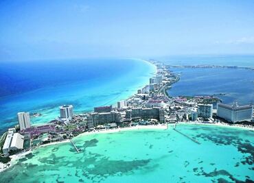 2 shot dead in Cancun tourist hotel zone