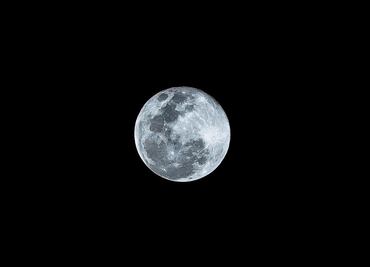 Engalana "Luna de Nieve" el cielo de la CDMX