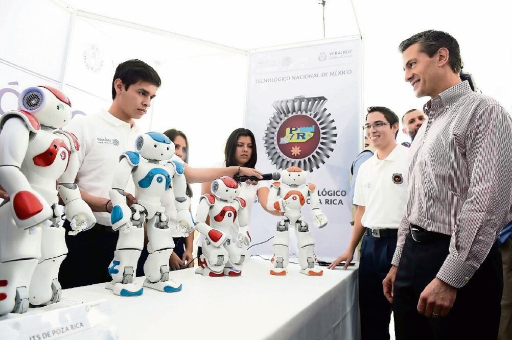 El presidente Enrique Peña Nieto dice que la reforma educativa abrirá una brecha para que las próximas generaciones tengan un futuro con mayores oportunidades de éxito (PRESIDENCIA)