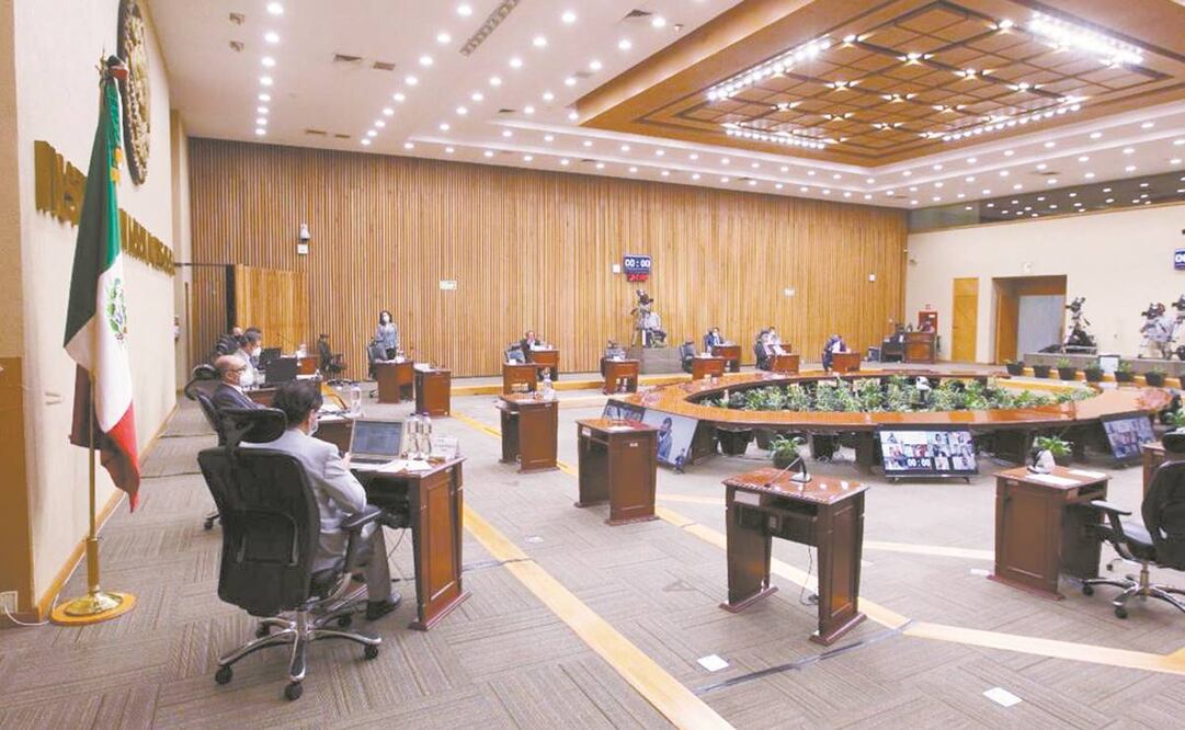 En la sesión especial de ayer del Consejo General del INE, se aprobaron candidaturas para quienes buscan una diputación federal por los principios de mayoría relativa y de representación proporcional. Foto: ESPECIAL 