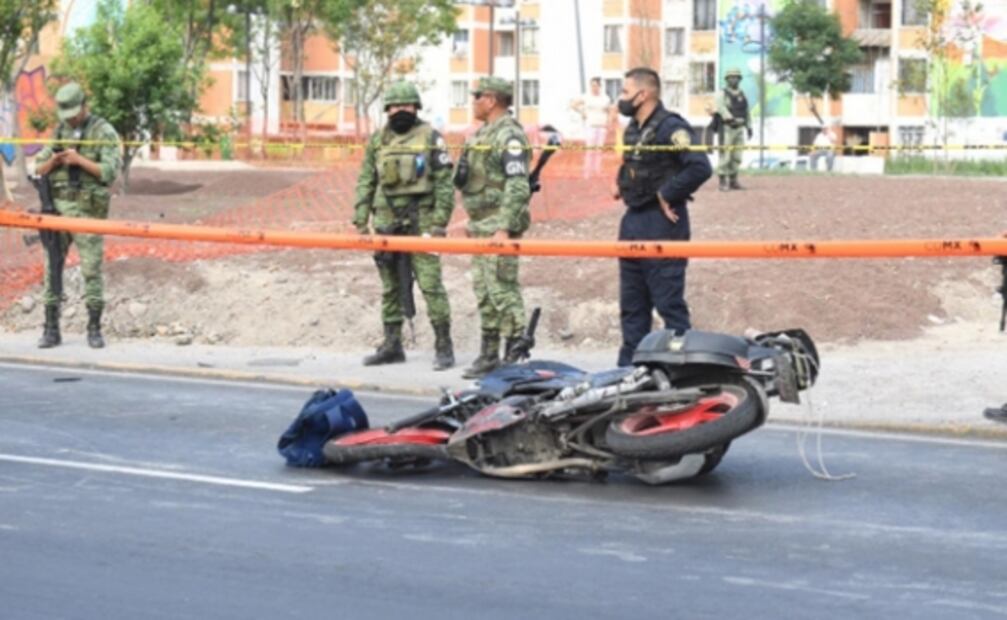 Mueren dos policías tras ser atropellados en Iztapalapa