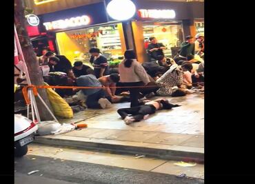 Estampida durante Halloween en Seúl deja al menos 50 heridos graves