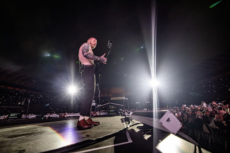 “Ahora es nuestro turno de tocar aquí”, dijo M. Shadows al evocar su mensaje a Lars Ulrich, ante la ovación del público (Foto: Santiago Covarrubias / OCESA)