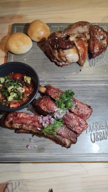 ¿Amas la comida a la parrilla? Este nuevo restaurante es para ti