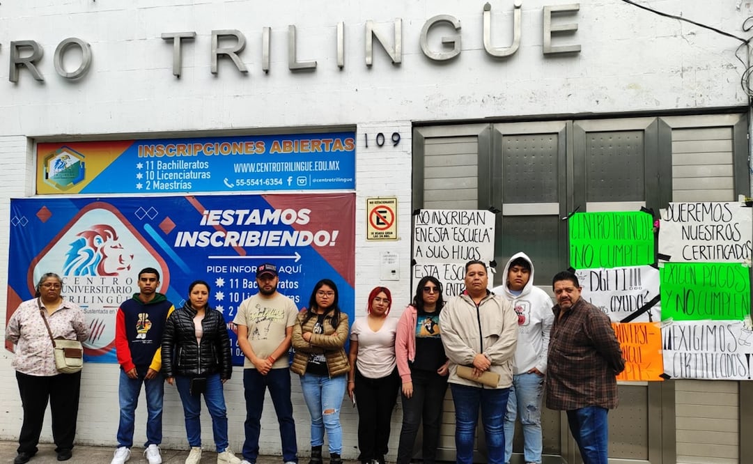 Los exalumnos acusaron que llevan más de cinco meses sin recibir su certificado, y al no contar con el documento pueden perder su lugar en la licenciatura que estudian actualmente en la UNAM y el IPN. Foto: Especial.