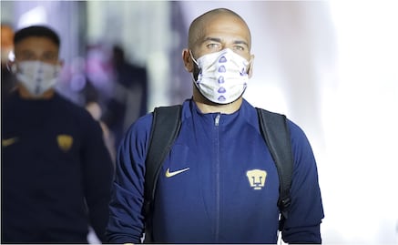 Dani Alves debuta con Pumas, arranca de titular ante Mazatlán