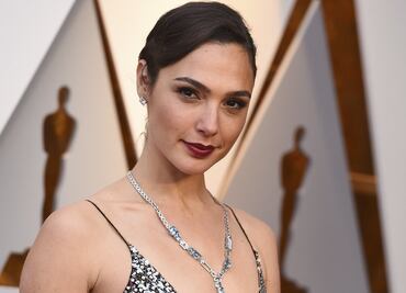 Duras críticas a Gal Gadot por su fichaje como Cleopatra