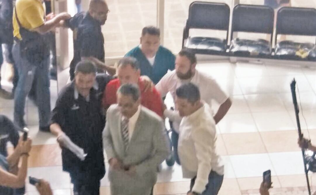 El sacerdote católico Juan Manuel Riojas Martínez se entregó en agosto de 2017. Archivo / EL UNIVERSAL