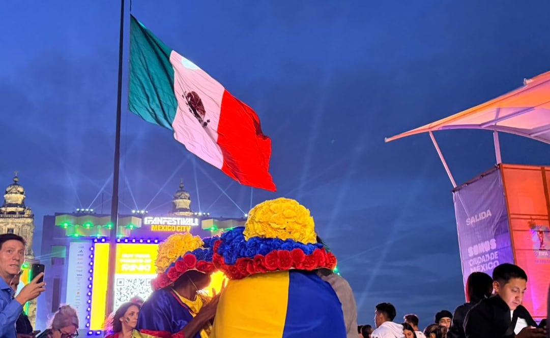 Colombia se apodera del FIFA Fan Fest del Zócalo. Foto: Arturo Ordaz Díaz / EL UNIVERSAL