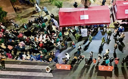 Vacunan de madrugada contra el sarampión; “escuchamos que los contagios han subido y da miedo