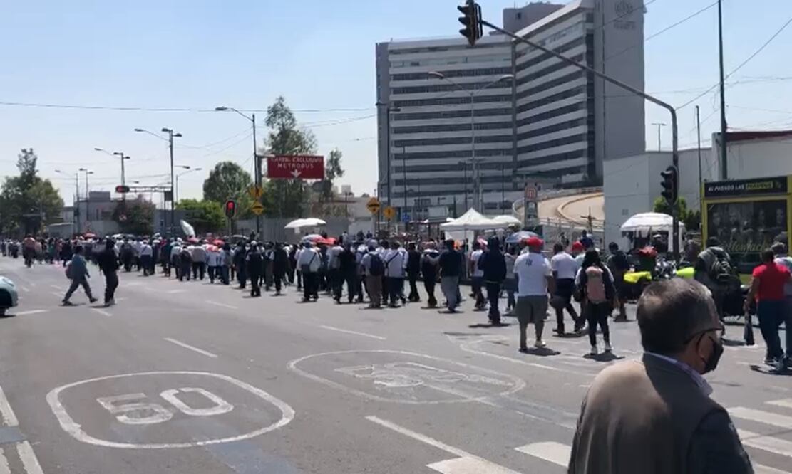 Manifestantes en Insurgentes