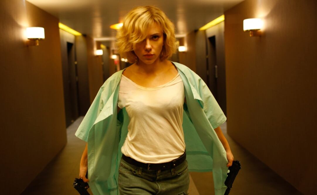 Scarlett Johansson dio vida a “Lucy”, una mujer cuyas capacidades resultan incrementadas luego de que una potente droga corriera por su torrente sanguíneo (2014) FOTO: ARCHIVO
