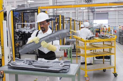 Se generaron 58 mil empleos formales en agosto, reporta el Seguro Social