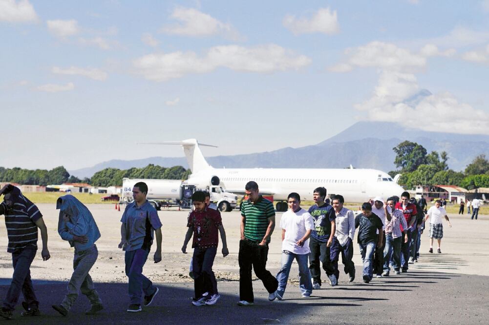 El gobierno federal destinó una partida de 291.6 mdp para que los consulados en EU apoyen a los mexicanos ante la posibilidad de ser deportados. (ARCHIVO. EL UNIVERSAL)