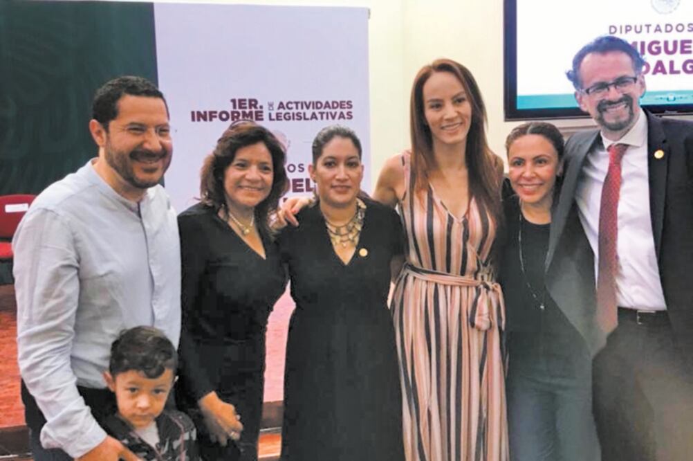 Informes. Martí Batres acudió al primer informe de labores de los diputados Gabriela Cuevas y Javier Hidalgo. Foto: TOMADA DE TWITTER