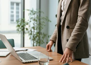 Crece número de gobernadoras de bancos centrales en el mundo; el de Chile obtiene calificación perfecta en equilibrio de género