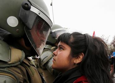 Un policía herido y varios detenidos tras protestas en Chile