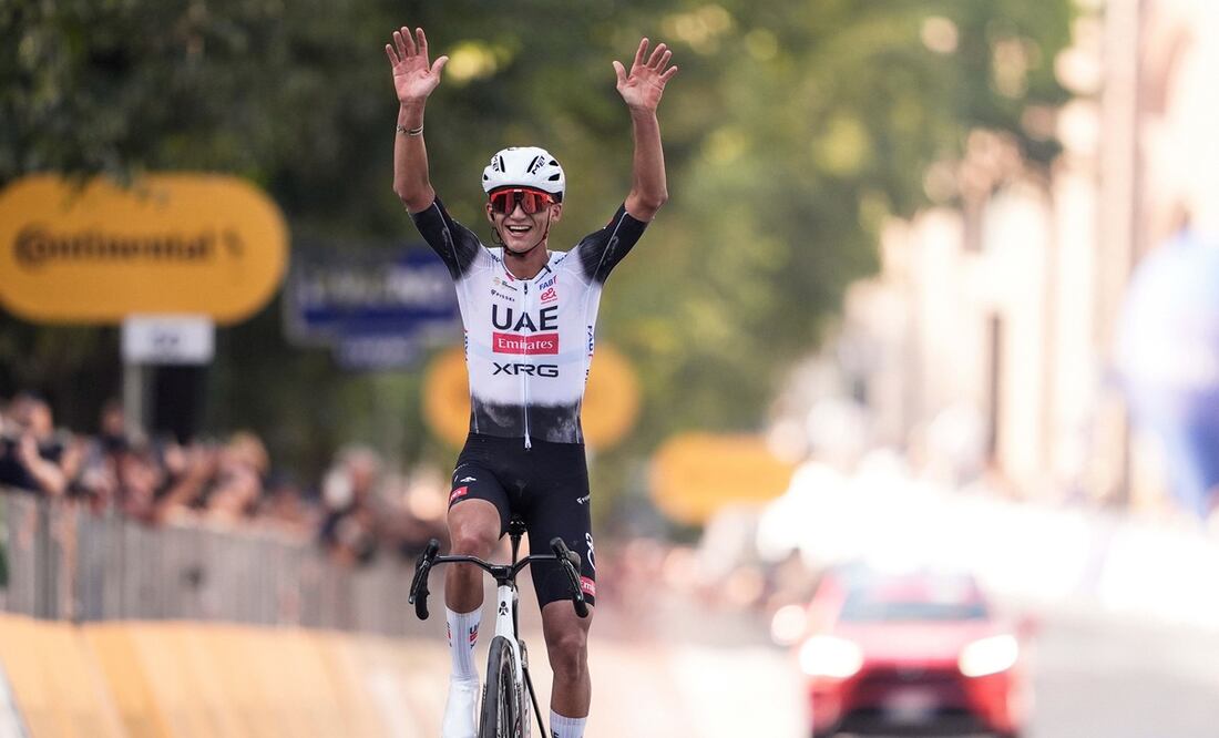 El mexicano celebra su victoria en Piemonte | FOTO: AP