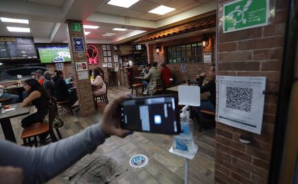 Farmacias y supermercados se suman a código QR para rastrear coronavirus 