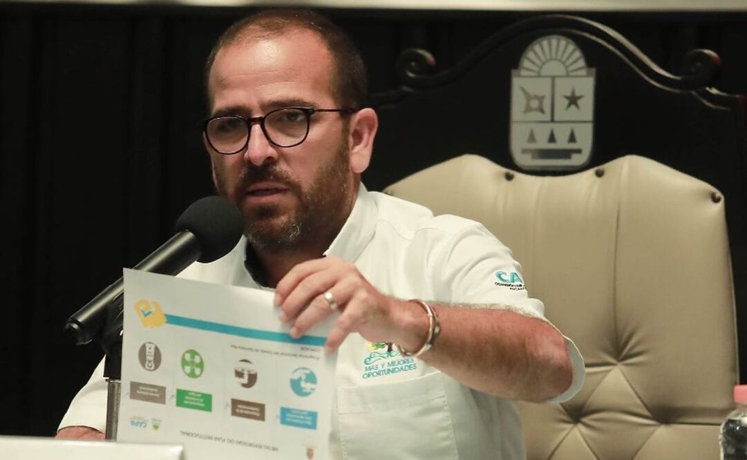 Policías ministeriales, intentaron detener a Gerardo Mora, coordinador de campaña del candidato de la coalición PAN-PRI. Foto: especial