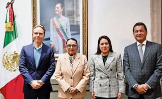 Luisa Alcalde atora redacción de la reforma electoral