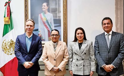 Luisa Alcalde atora redacción de la reforma electoral