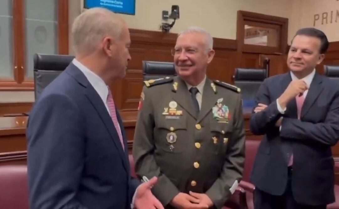 Embajador de EU, Ronald Johnson, asiste a primera sesión de la Corte electa por voto popular en México (02/09/25) Foto: Captura de pantalla