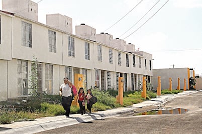 Sedatu y Fonhapo dan créditos por 1,820 mdp