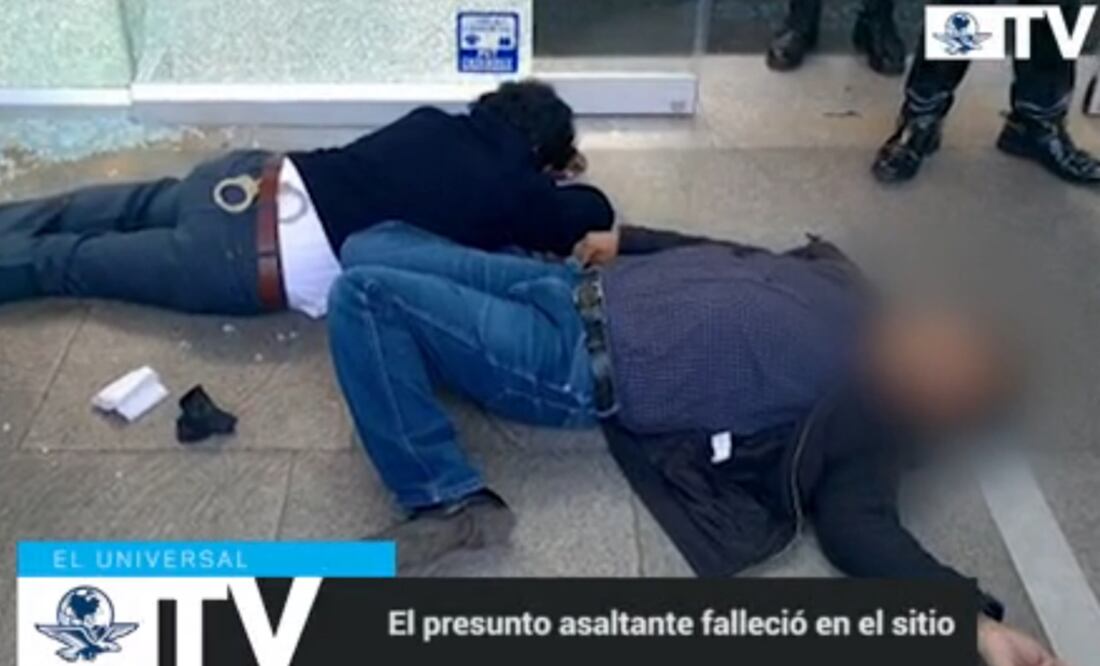 The presumed thief died at the entrance of the Plaza Espacio mall. (Photo: SPECIAL)
