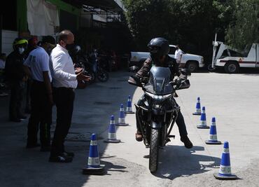 Semovi abre moto-escuela para "bikers"